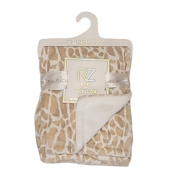 Rachel Zoe Baby Blanket Reversible Giraffe Animal Print RZ Baby Nursery Gift - Picture 17 of 17